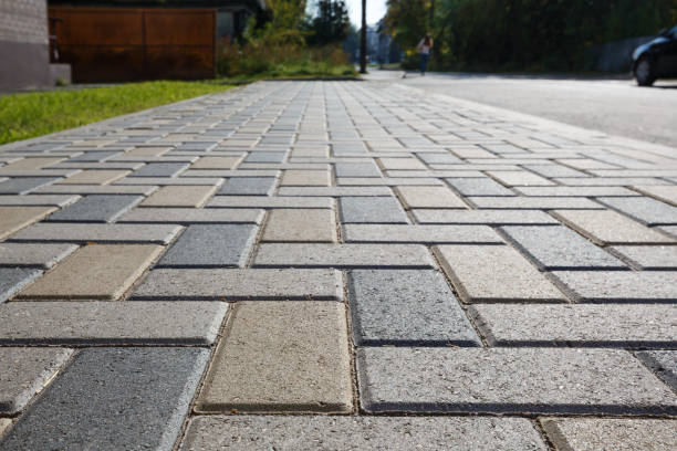 Best Driveway Paving Contractor  in George West, TX